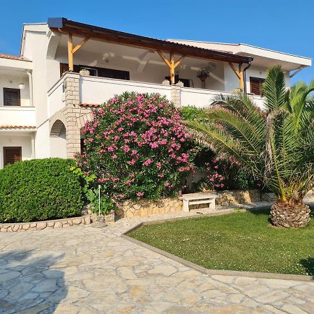 Apartments Ivo Pag Town Dış mekan fotoğraf