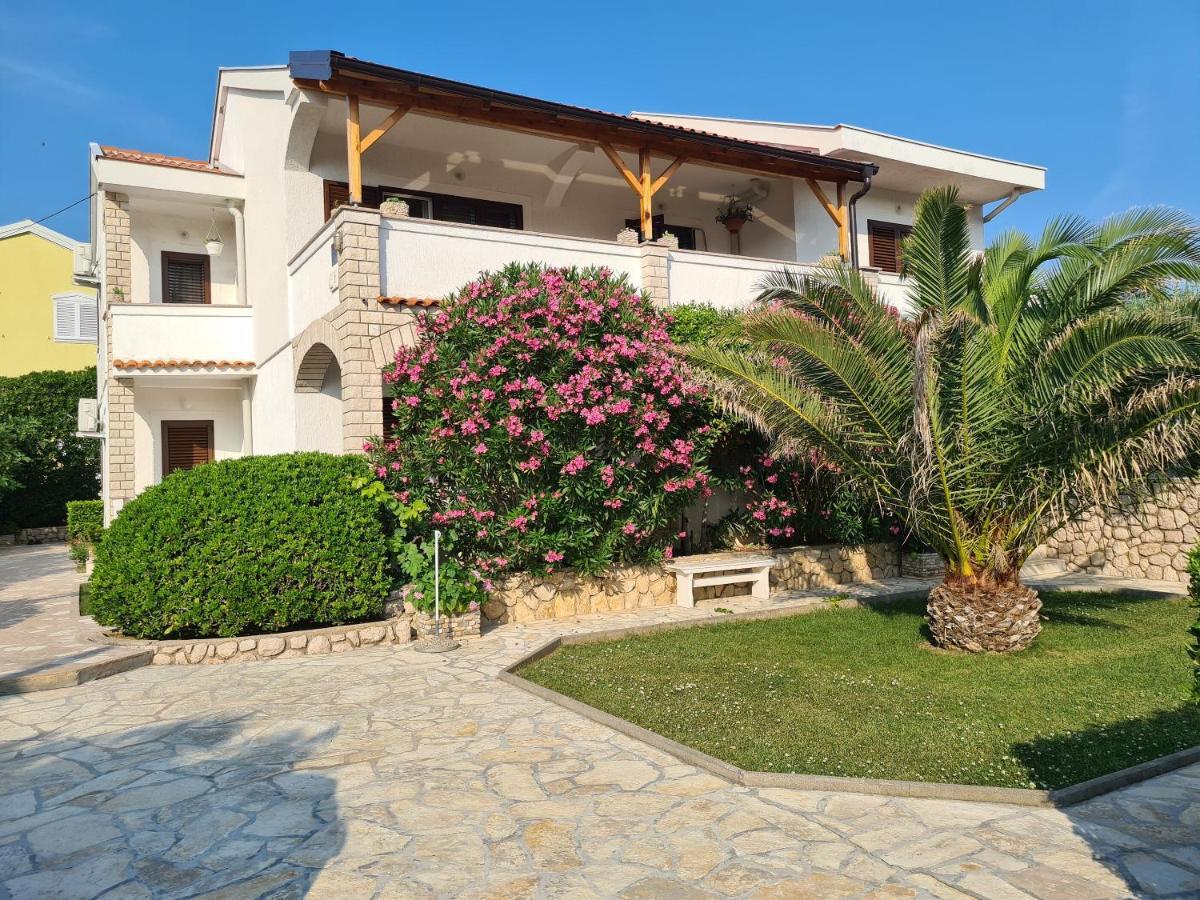 Apartments Ivo Pag Town Dış mekan fotoğraf
