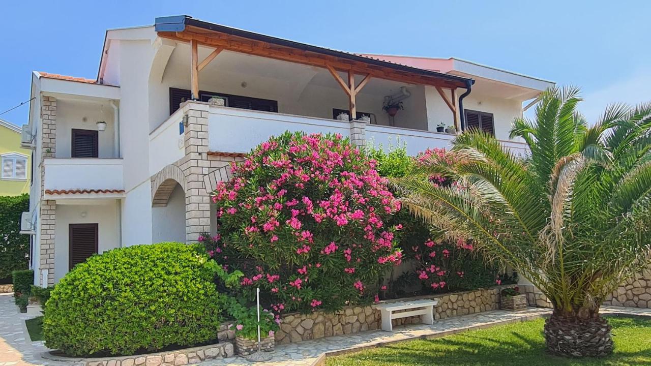 Apartments Ivo Pag Town Dış mekan fotoğraf