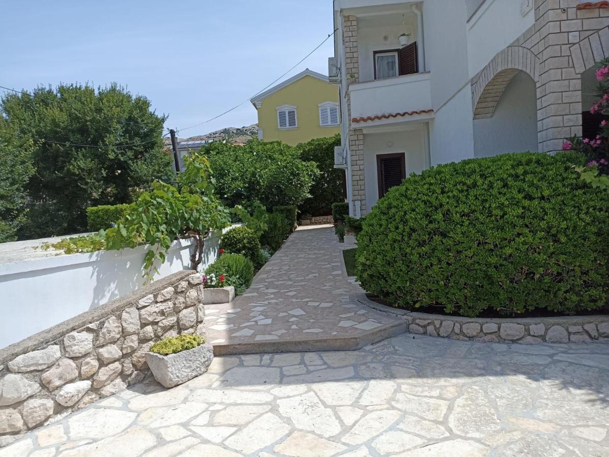 Apartments Ivo Pag Town Dış mekan fotoğraf